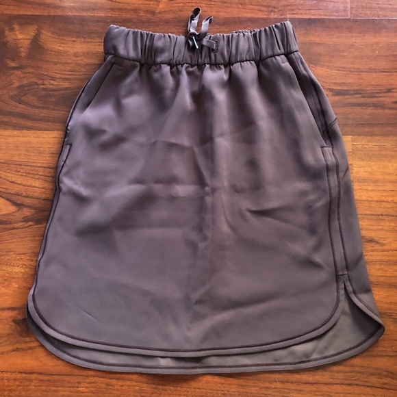 Lululemon On The Fly Skirt *Woven. - Picture 8 of 12